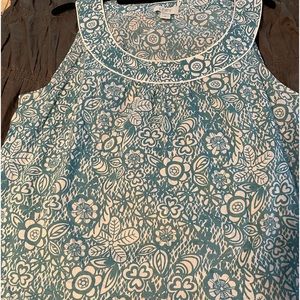 Adorable LOFT turquoise & white floral top. Sleeveless, size 12/14